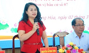 Bà Nguyễn Quỳnh Liên tiếp xúc cử tri xã Đông Hòa tỉnh An Giang