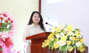 Cử tri An Giang ấn tượng với chương trình hành động của bà Nguyễn Quỳnh Liên