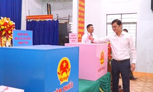 Ban Bí thư Trung ương Đoàn bỏ phiếu bầu cử đại biểu Quốc hội, đại biểu HĐND các cấp