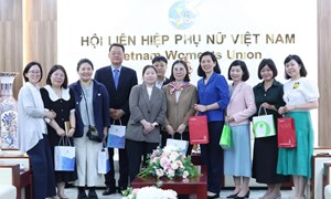 Hội LHPN Việt Nam tiếp đoàn đại biểu Bộ Bình đẳng giới và Gia đình Hàn Quốc thăm và làm việc tại Việt Nam