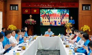 Thành phố Hồ Chí Minh: Tổng LĐLĐ Việt Nam làm việc, khảo sát tại Công đoàn phường Sài Gòn