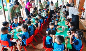 Trung ương Hội LHPN Việt Nam triển khai Chương trình “Bữa ăn dinh dưỡng học đường” năm học 2026-2027 tại tỉnh Vĩnh Long