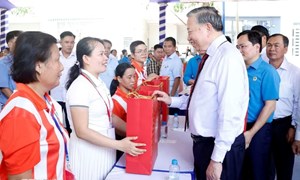 Tổng Bí thư, Chủ tịch nước động viên công nhân, người lao động ở thành phố Hồ Chí Minh