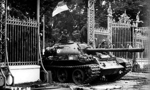 51 năm thống nhất đất nước: Đảng ta muôn vạn tấm lòng, niềm tin