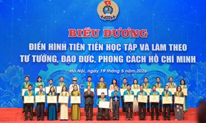 Tổng LĐLĐ Việt Nam biểu dương 131 điển hình tiên tiến học tập và làm theo tư tưởng, đạo đức, phong cách Hồ Chí Minh