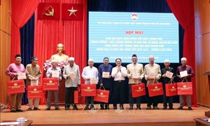Thành phố Hồ Chí Minh: Chúc mừng Ban Đại diện Cộng đồng Hồi giáo Thành phố nhân Đại lễ Raya Idil Adha