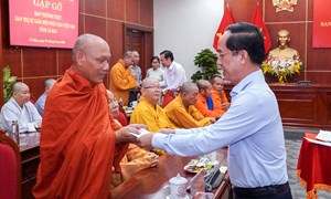 Cà Mau: Ủy ban MTTQ Việt Nam tỉnh gặp gỡ các vị chức sắc trong Ban Trị sự Giáo hội Phật giáo Việt Nam tỉnh