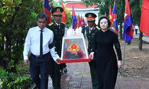 Phó Thủ tướng Phạm Thị Thanh Trà dự Lễ truy điệu, an táng hài cốt liệt sĩ tại Quảng Ngãi
