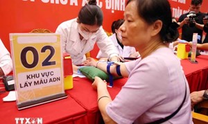 Nghệ An hỗ trợ đưa, đón thân nhân liệt sỹ đến điểm thu nhận mẫu ADN