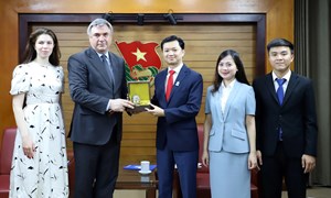 Trung ương Đoàn TNCS Hồ Chí Minh tiếp xã giao Phó Chủ tịch Ủy ban Đối ngoại thành phố Saint Petersburg