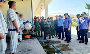 Phó Chủ tịch Cao Xuân Thạo kiểm tra công tác tạm giữ, tạm giam và thi hành án hình sự tại Gia Lai