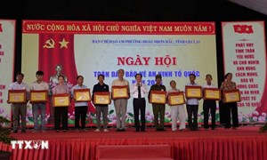 Trưởng Ban Tuyên giáo Trung ương dự Ngày hội toàn dân bảo vệ an ninh Tổ quốc tại Gia Lai