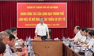Thành phố Hồ Chí Minh: Chủ tịch Ủy ban MTTQ Việt Nam thành phố làm việc với các địa phương về mở rộng, phát triển các cơ sở y tế