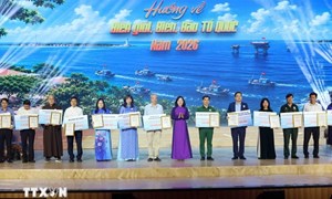 Hơn 55 tỷ đồng chung tay hướng về biên giới, biển đảo Tổ quốc