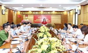 Đoàn giám sát của Ủy ban Trung ương MTTQ Việt Nam làm việc với UBND xã Vĩnh Tường