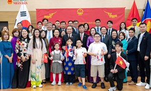 Chủ tịch Quốc hội Trần Thanh Mẫn: Phát huy vai trò cộng đồng người Việt Nam ở nước ngoài cần trở thành trọng tâm của ngoại giao nghị viện