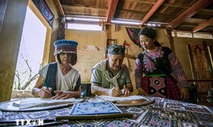 Đánh thức nội lực trên những bản của đồng bào người Mông ở Phú Thọ