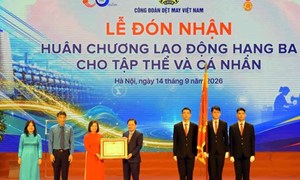 Lễ kỷ niệm 30 năm Ngày thành lập Công đoàn Dệt may Việt Nam và đón nhận Huân chương Lao động hạng Ba