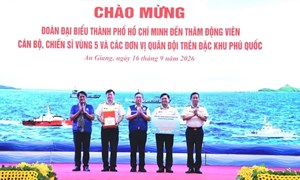 Thành phố Hồ Chí Minh trao tặng nhiều công trình đến cán bộ, chiến sĩ ở đặc khu Phú Quốc