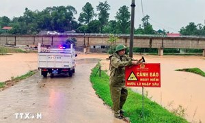 Mưa lũ gây thiệt hại hơn 10.000ha cây trồng, hàng nghìn nhà dân bị ngập