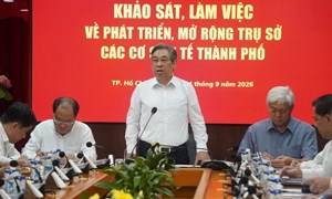 Thành phố Hồ Chí Minh: Chủ tịch Ủy ban MTTQ Việt Nam thành phố khảo sát và làm việc về phát triển, mở rộng trụ sở các cơ sở y tế trên địa bàn