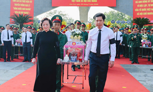 Phó Thủ tướng Phạm Thị Thanh Trà dự Lễ truy điệu, an táng hài cốt liệt sĩ tại Lào Cai