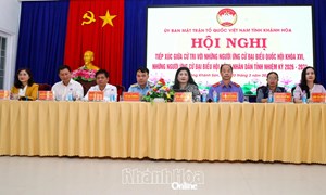Người ứng cử đại biểu Quốc hội khóa XVI và đại biểu Hội đồng nhân dân tỉnh Khánh Hòa tiếp xúc cử tri xã Đông Khánh Sơn và Tây Khánh Sơn