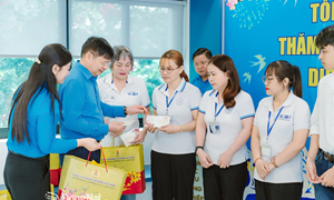 Lắng nghe tiếng nói người lao động