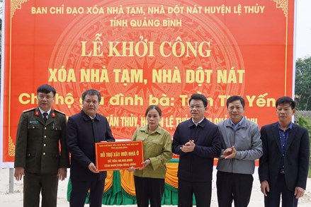 Quảng Bình chung sức xóa nhà tạm, nhà dột nát