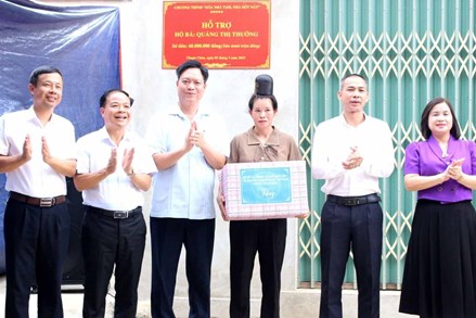 Huyện Thuận Châu hiện thực hóa ước mơ về nhà ở cho hộ nghèo