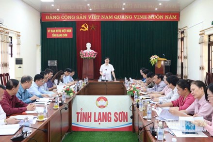 Ủy ban MTTQ Việt Nam tỉnh Lạng Sơn lấy ý kiến vào Đề án sắp xếp, tinh gọn tổ chức bộ máy MTTQ, các đoàn thể và hội quần chúng