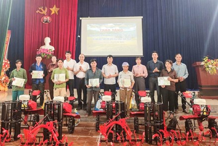 Kết nối yêu thương, chăm lo cho người nghèo