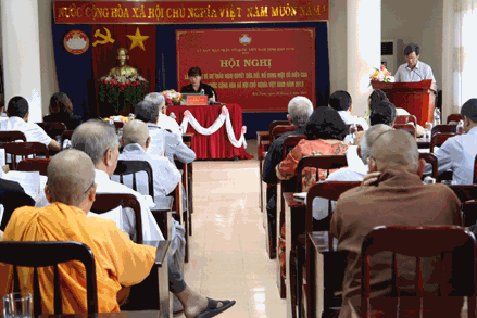 Ủy ban MTTQ Việt Nam tỉnh Kon Tum lấy ý kiến về dự thảo Nghị quyết sửa đổi, bổ sung một số điều của Hiến pháp năm 2013