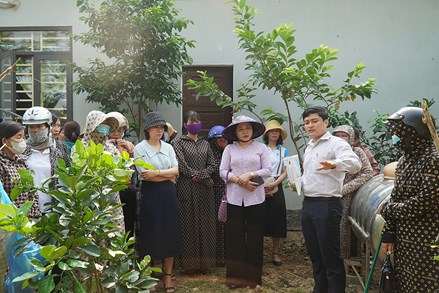 Cam Lộ nhân rộng mô hình “Hố rác xanh”