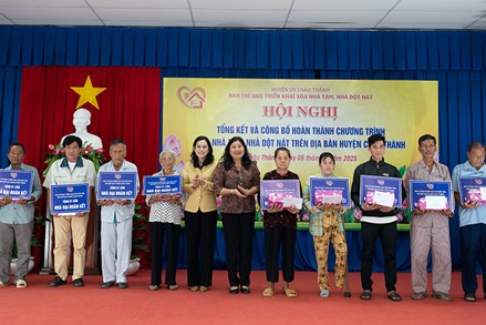 An Giang: Huyện Châu Thành hoàn thành Chương trình xóa nhà tạm, nhà dột nát