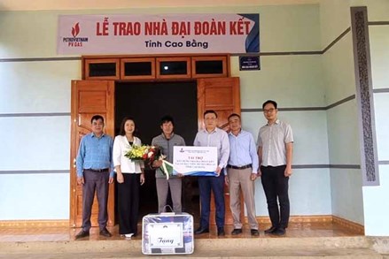 Tỉnh Cao Bằng: Vận động ủng hộ Quỹ “Vì người nghèo” trên 144 tỷ đồng