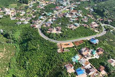 Xây dựng xã Phú Sơn Lâm Hà đạt chuẩn nông thôn mới nâng cao