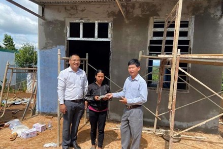 Mái ấm cho người nghèo ở xã Hòa Bắc