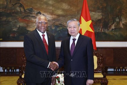 Tổng Bí thư Tô Lâm hội kiến Ủy viên Bộ Chính trị, Phó Chủ tịch nước Cuba