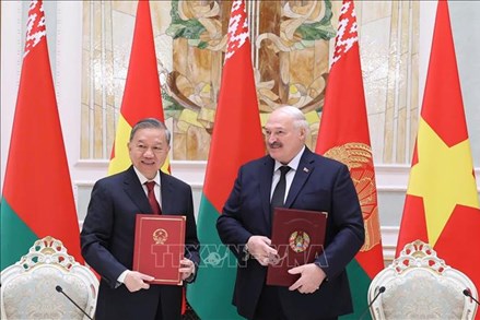 Tuyên bố chung về việc thiết lập quan hệ Đối tác Chiến lược giữa Việt Nam và Belarus