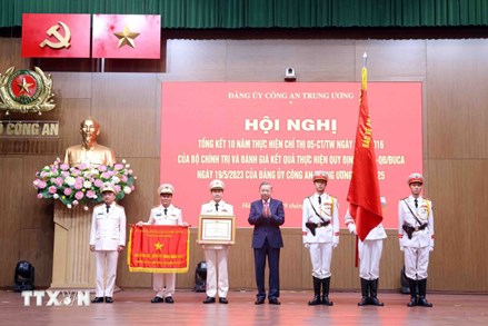 Tổng Bí thư Tô Lâm: Gắn kết chặt chẽ việc học tập, làm theo Bác với xây dựng lực lượng Công an nhân dân