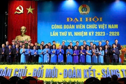 Hướng dẫn việc sắp xếp tổ chức Công đoàn theo Kết luận số 157-KL/TW của Bộ Chính trị 