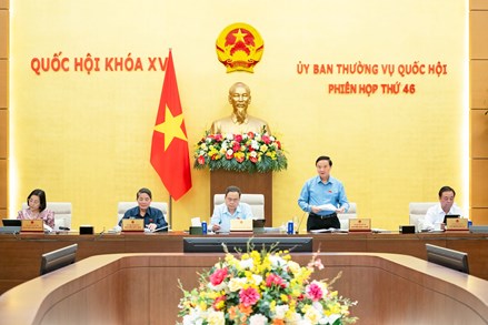 Bảo đảm phân cấp, phân quyền mạnh giữa Trung ương và địa phương