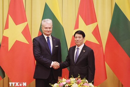Chủ tịch nước Lương Cường hội đàm với Tổng thống Lithuania Gitanas Nauseda