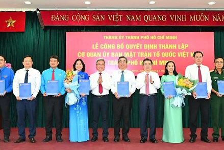 Công bố quyết định thành lập Cơ quan Ủy ban MTTQ Việt Nam TP Hồ Chí Minh