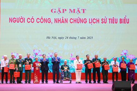 Tổng Bí thư: Chăm lo người có công là bổn phận, nhiệm vụ thường xuyên, lâu dài 