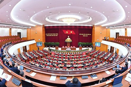 Kết luận Số 179-KL/TW về tiếp tục triển khai các nhiệm vụ hoàn thiện tổ chức bộ máy và hoạt động của mô hình chính quyền địa phương 2 cấp