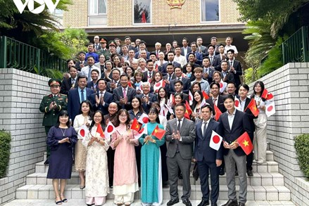 Chủ tịch Uỷ ban Trung ương MTTQ Việt Nam Đỗ Văn Chiến bắt đầu chuyến thăm hữu nghị Nhật Bản