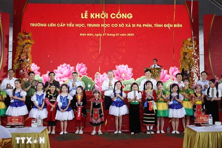 Tổng Bí Thư Tô Lâm dự Lễ khởi công Trường liên cấp Tiểu học, THCS xã Si Pa Phìn, tỉnh Điện Biên