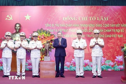 Tổng Bí thư: Đổi mới mạnh mẽ tư duy, cách thức triển khai bảo vệ an ninh chính trị nội bộ